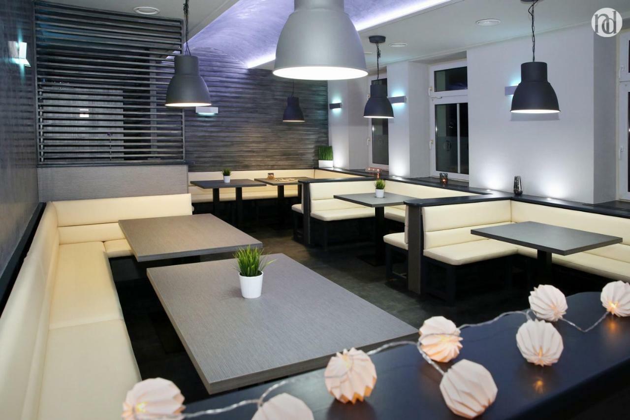 Hotel Narodni Dum Podborany Zewnętrze zdjęcie